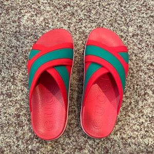 Gucci slides